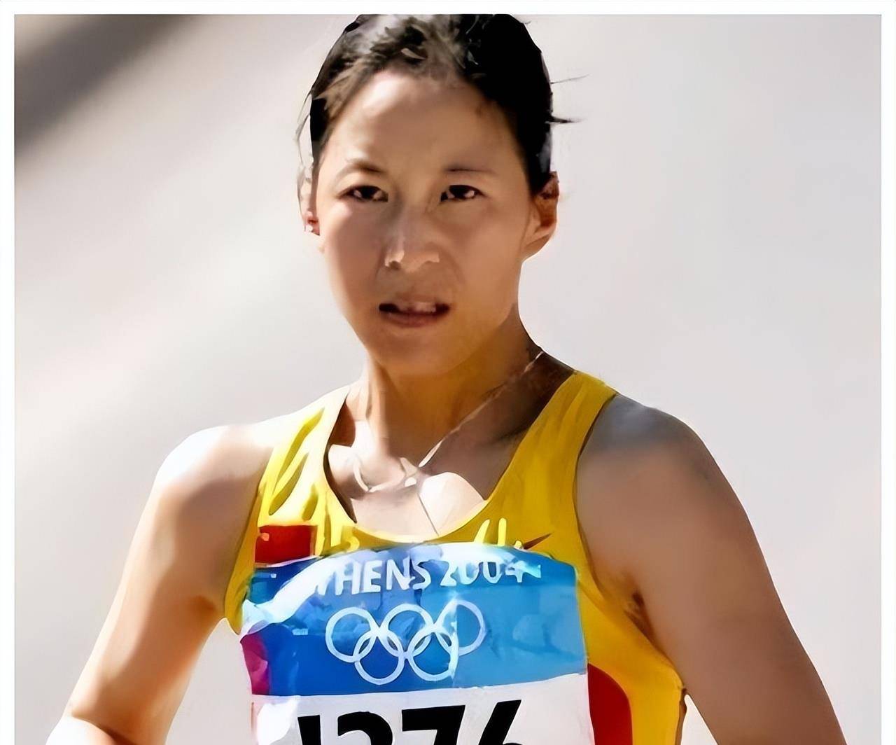 王丽萍究竟有多惨,为国夺得金牌无人欢呼,被迫成为最孤独的冠军