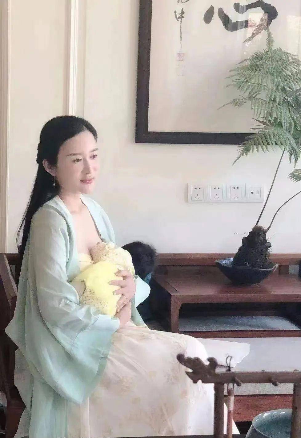 铿锵关注|杜星霖为什么愿意嫁给72岁的张纪中?_年龄_感情_生活