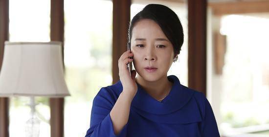 作为一部影视作品的灵魂人物,导演刘惠宁曾是军人出身,他深知在战争的