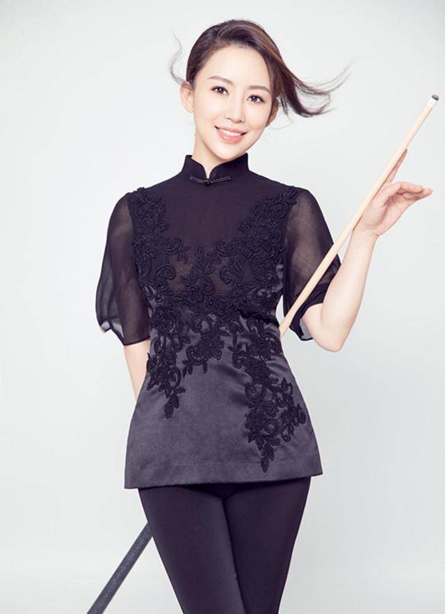 3,潘晓婷:现役国家台球队队员,女子台球世界冠军,还有"九球女王"的