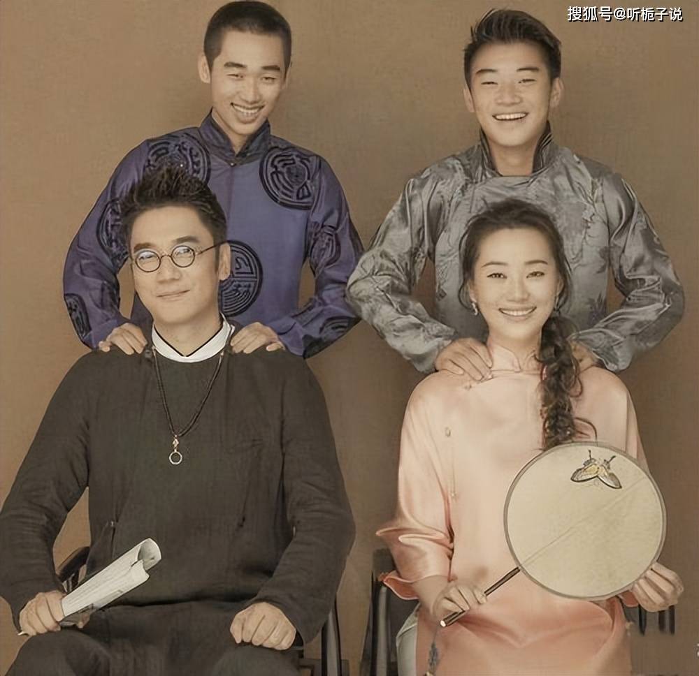 结婚28年夫妻恩爱,53岁像20岁,两儿子十分优秀_西华_网友_经营