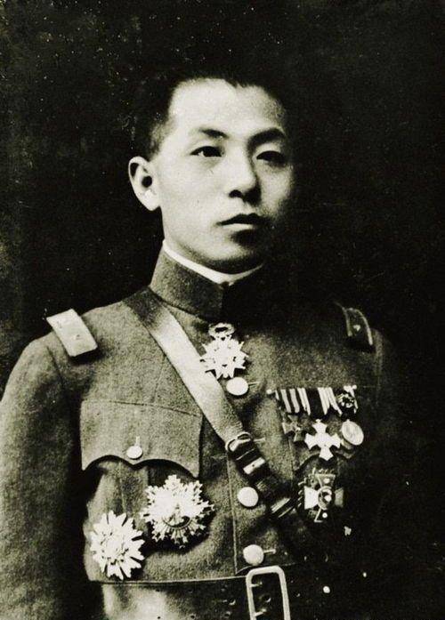 穿越时空老照片:少帅与赵四小姐_张学良_生活_自由