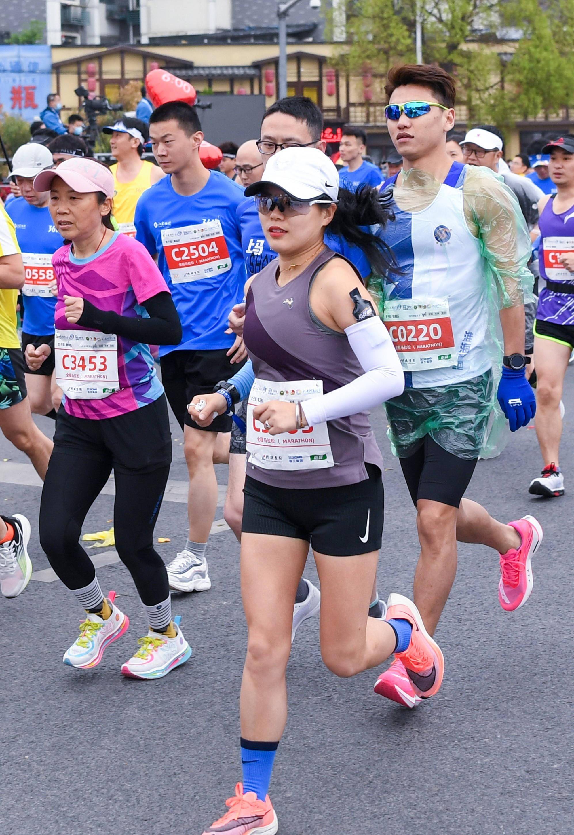 195千米_雅典_菲迪皮茨_比赛