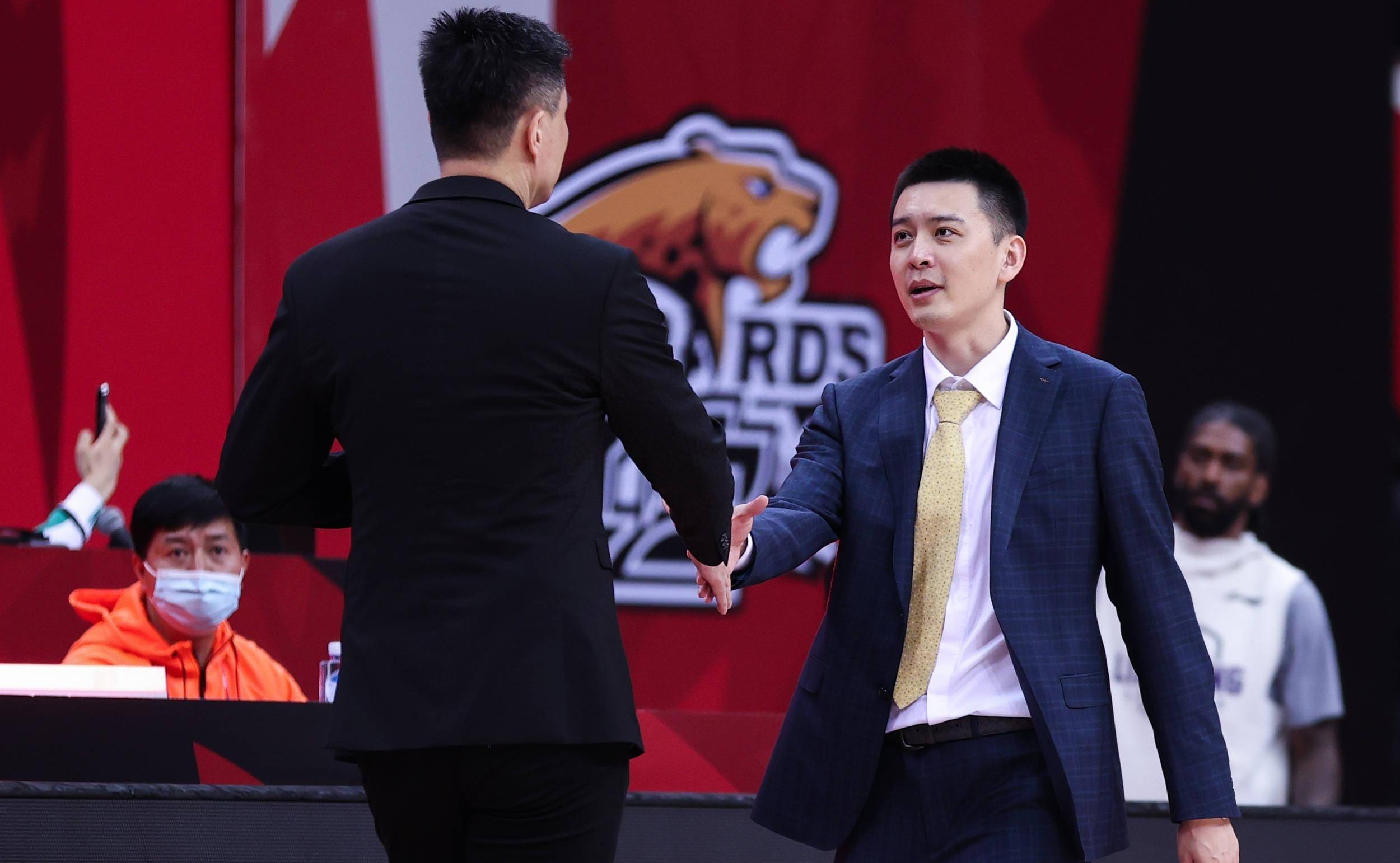 23日:郭艾伦重大决定,联手王仕鹏朱芳雨对决杨鸣!