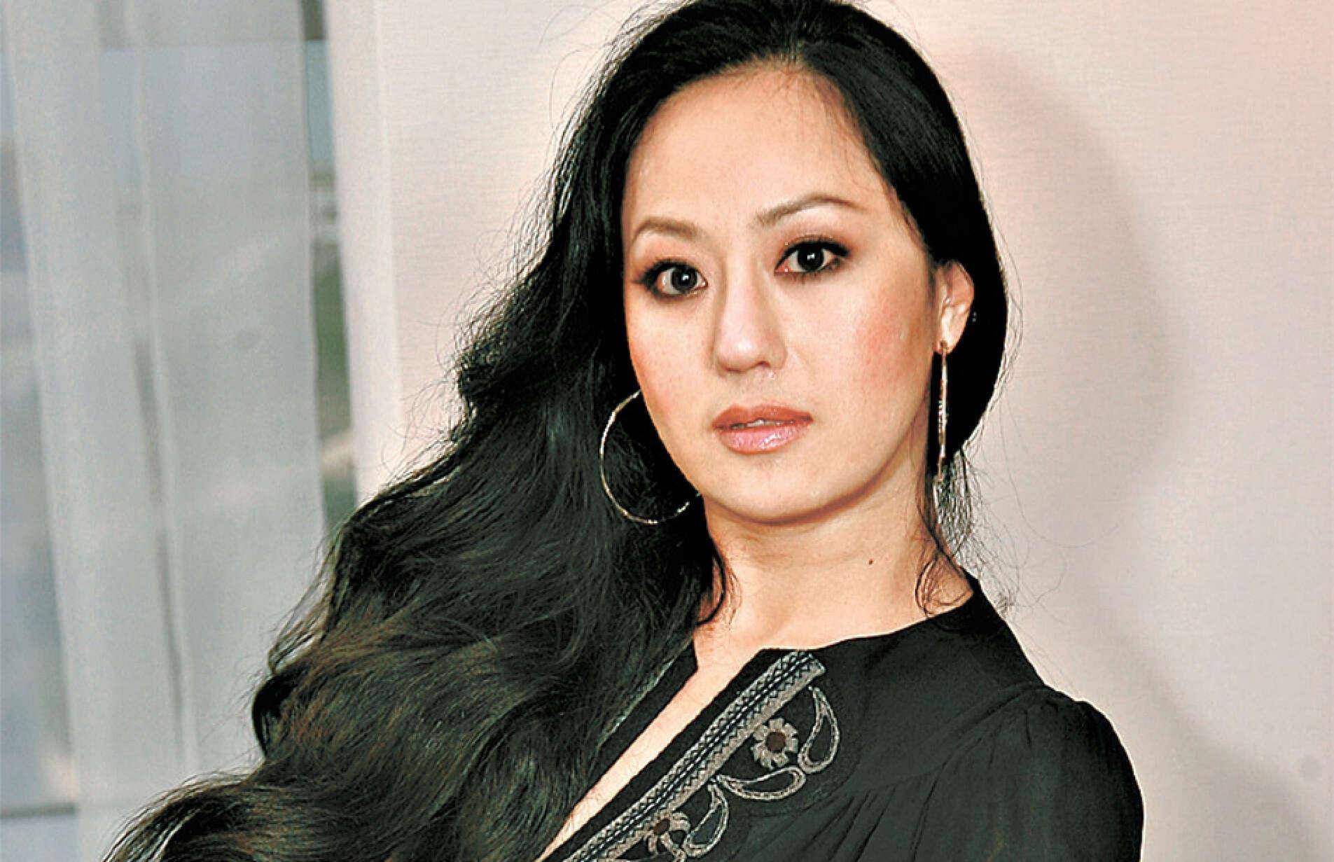 让俩女儿按传统过乞巧节,备各式祭品显虔诚_章小蕙_母亲_钟嘉晴