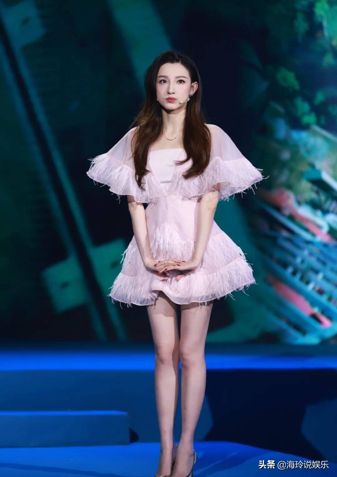 马凡舒,18岁参加模特大赛意外展露,至今单身的她成"电视一姐"_人生