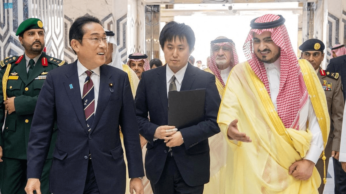 在中东地区,日本织了张大网,王毅外长一通电话,稳住了伊朗风向_能源