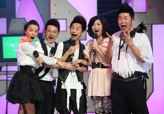 拖沈梦辰8年,3次表白吴昕,身价10亿,杜海涛可不是一个铁憨憨_大本营