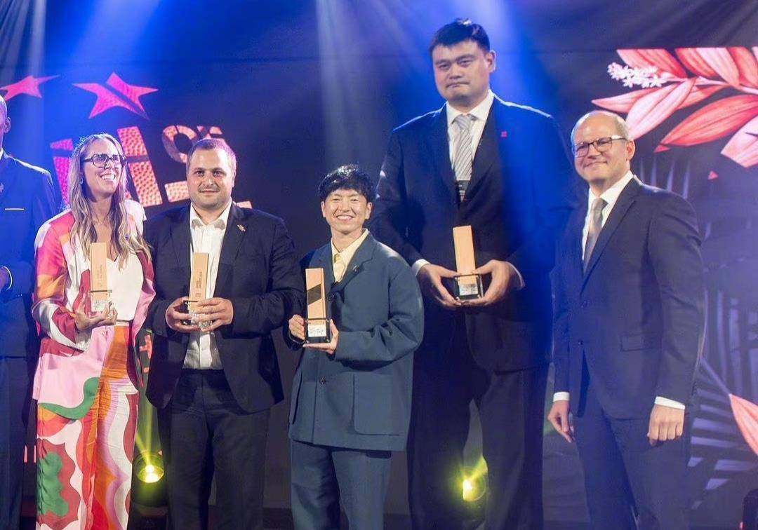 姚明入选fiba篮球名人堂,成为继牟作云,郑海霞后中国第三人_美国_中锋