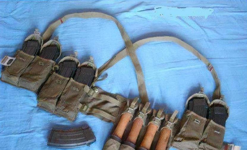 中国"81胸挂"现身俄乌战场,不是中国最好的胸挂,中国有更好的_弹匣_我