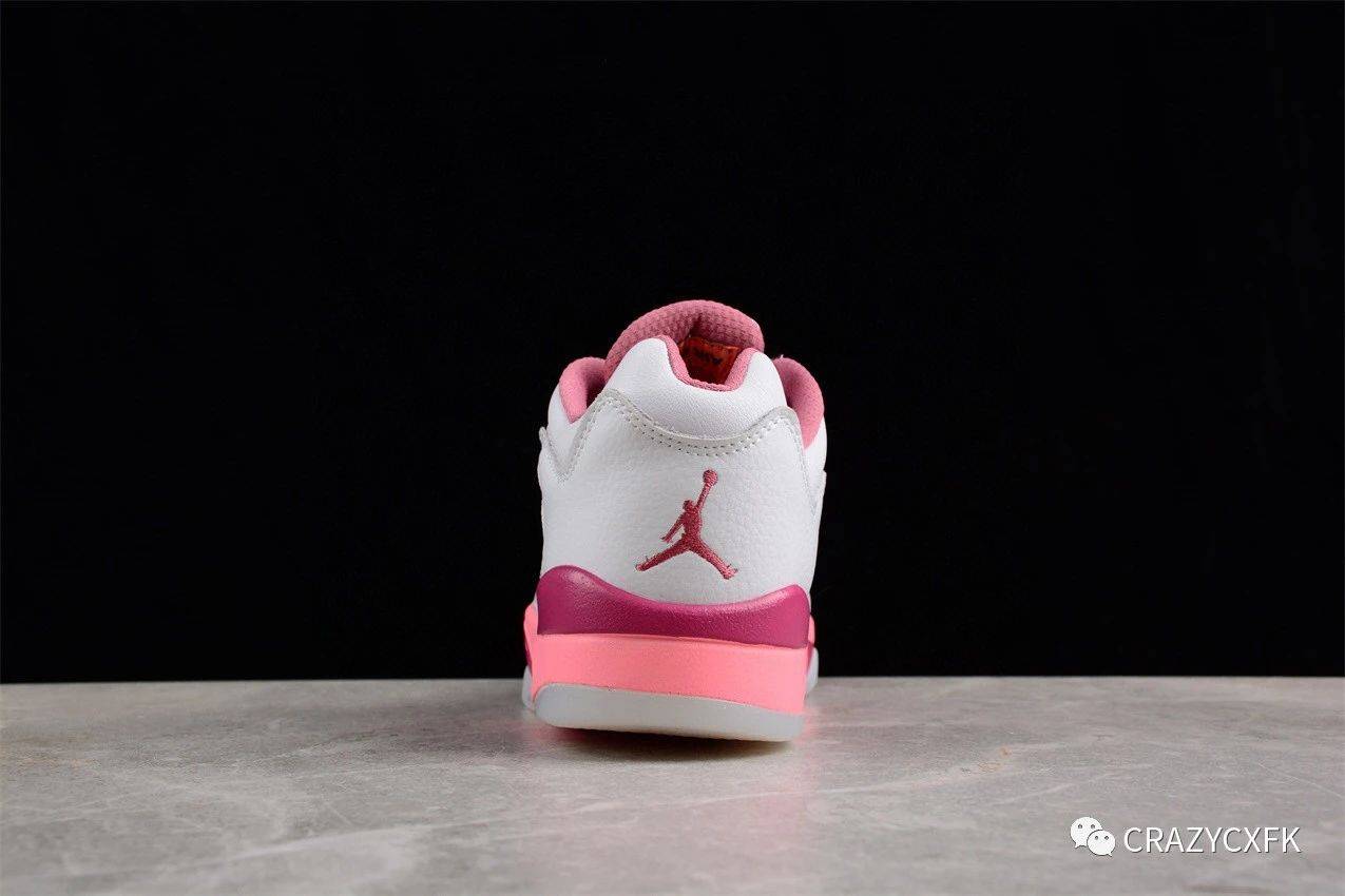 乔丹air jordan 5 retro low fundamental 樱花粉低帮篮球鞋_乳白色