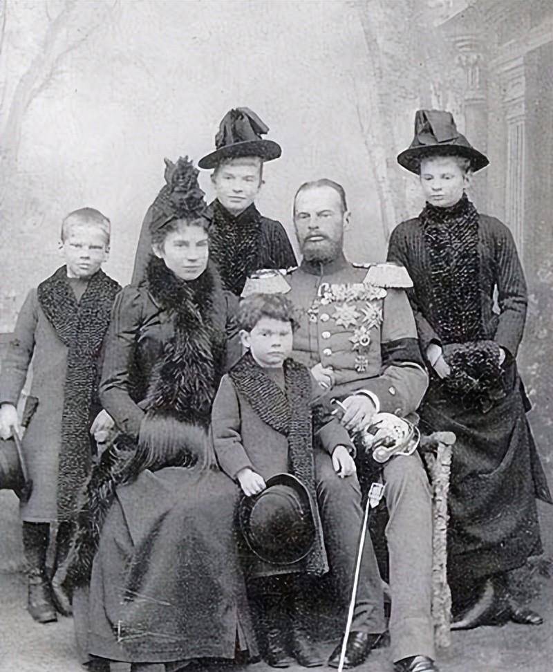 不够美貌,茜茜公主的女儿吉塞拉,用人生智慧走向自己的坦途_母亲