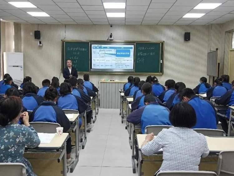 万里同课,他们在这里撒下希望的火种丨一家亲_教育_泽普县_闵行