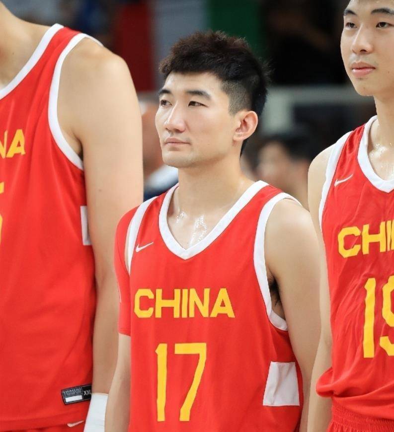 苏群道出真相:郭艾伦落选国家队因身高,这个争议会一直伴随男篮_比赛
