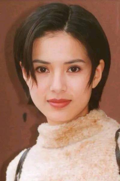 从影视行业隐退10年后,许多人说李若彤不值得同情,为什么呢?