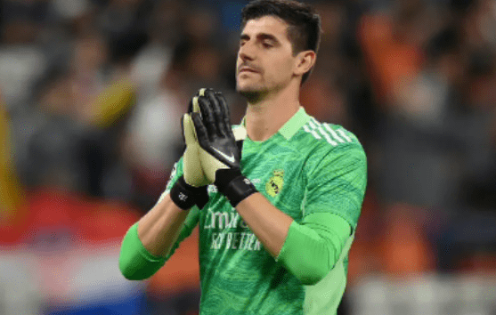 库尔图瓦和纳瓦斯作为两支顶级球队的门将_比赛_欧冠冠军_扑救