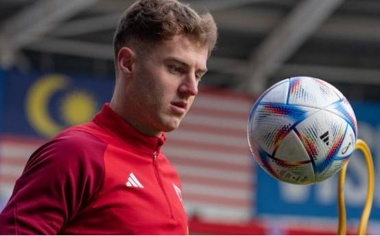 利兹联找到了一位新的更衣室领袖,帮助年轻人茁壮成长_罗登_斯旺_联赛