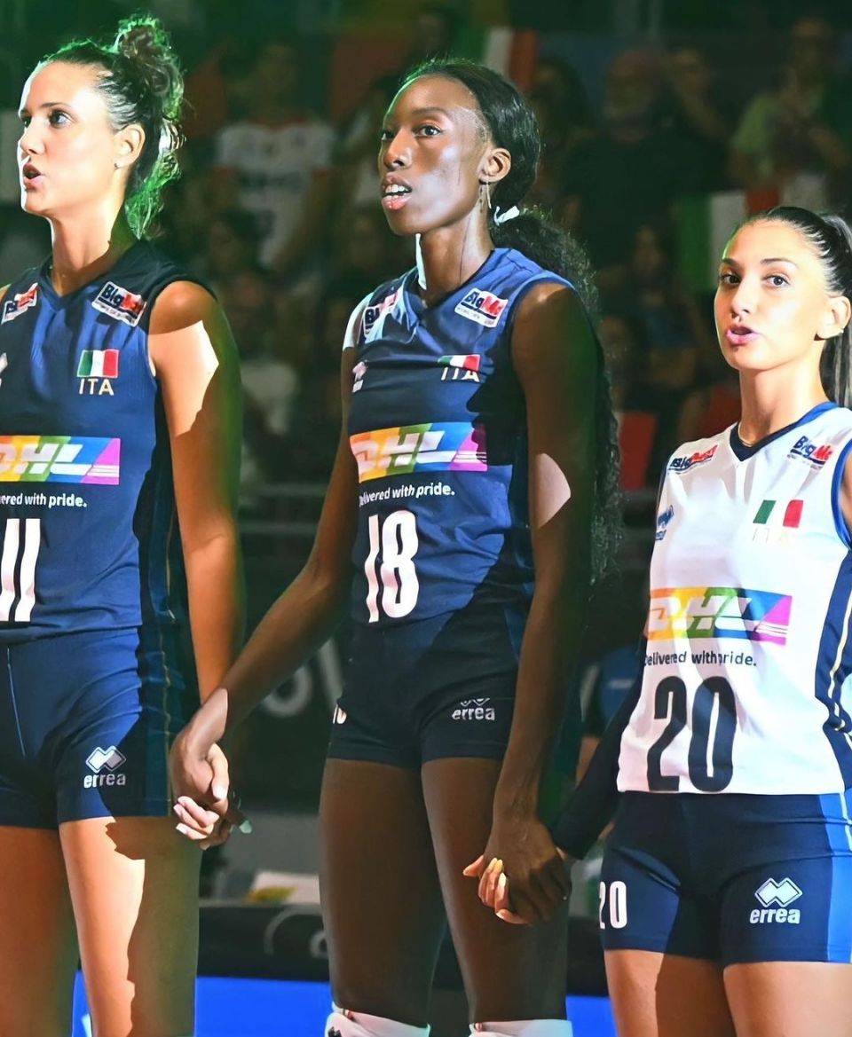 女排欧锦赛四强出炉,半决赛土意,塞荷捉对厮杀!_土耳其_意大利_vs