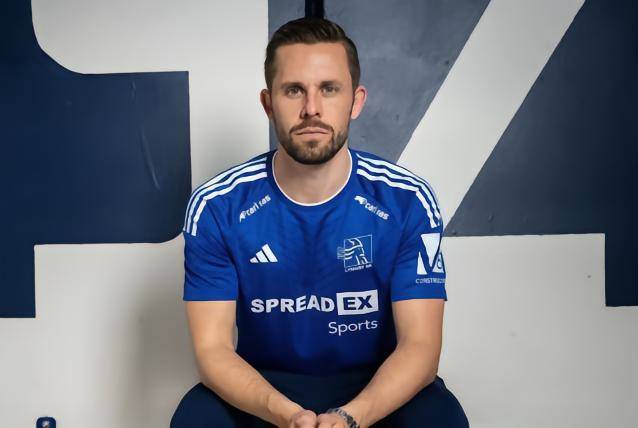 今日足球赛事推荐-重返职业赛场,官方:冰岛大狙西于尔兹松加盟丹超