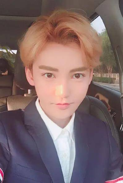 李由:宣布变形成功,韩安然前男友变身姐妹,现与任豪纠缠不清