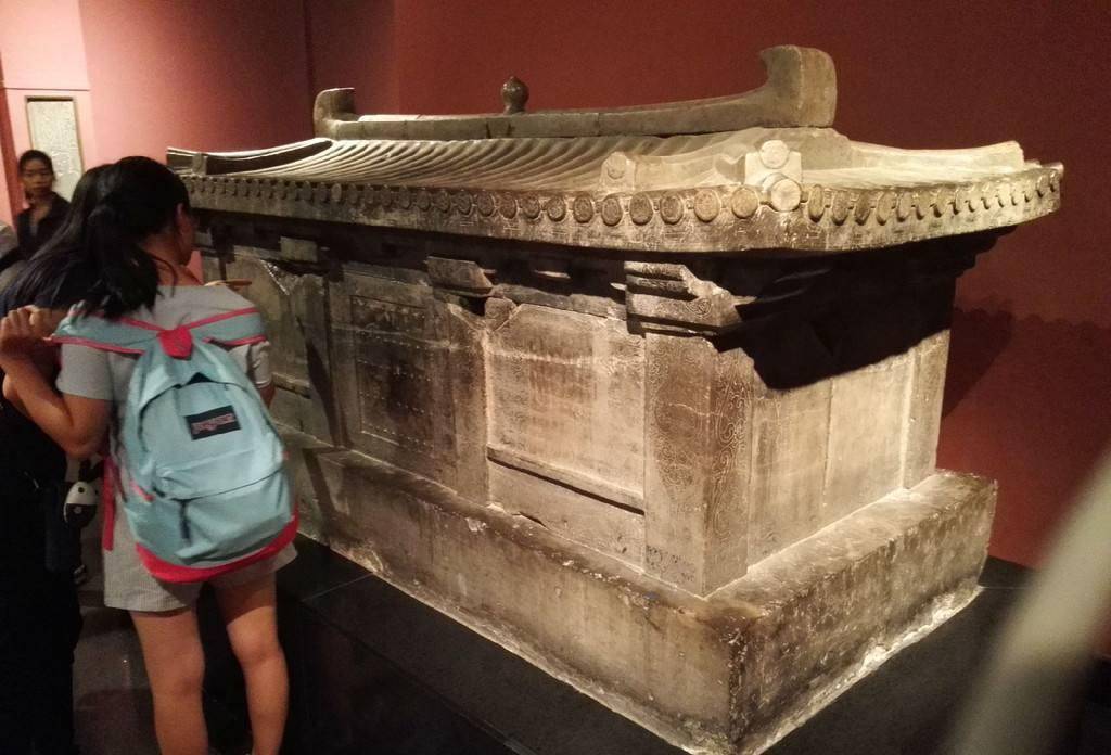 李静训墓出土一世界最美的项链,堪称无价宝,专家:产地在阿富汗_宝石