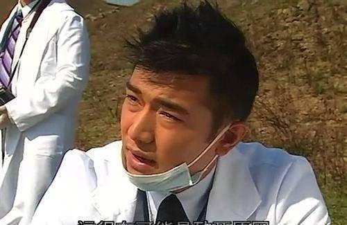 tvb混血男星黄长兴一年两度改名,曾为健康改名黄致豪惹麻烦不断_名字