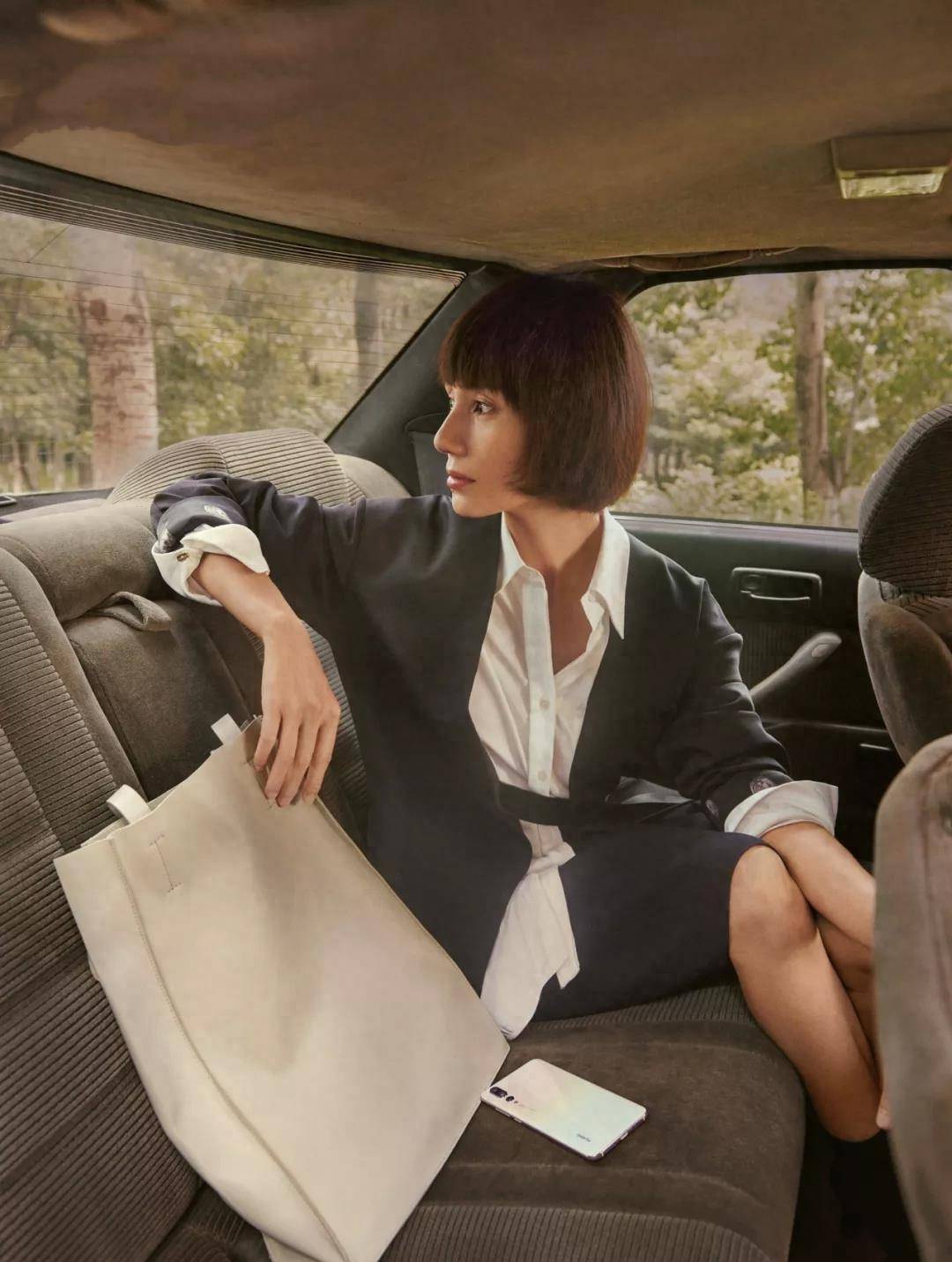 看袁泉_气质_裙子_裤子