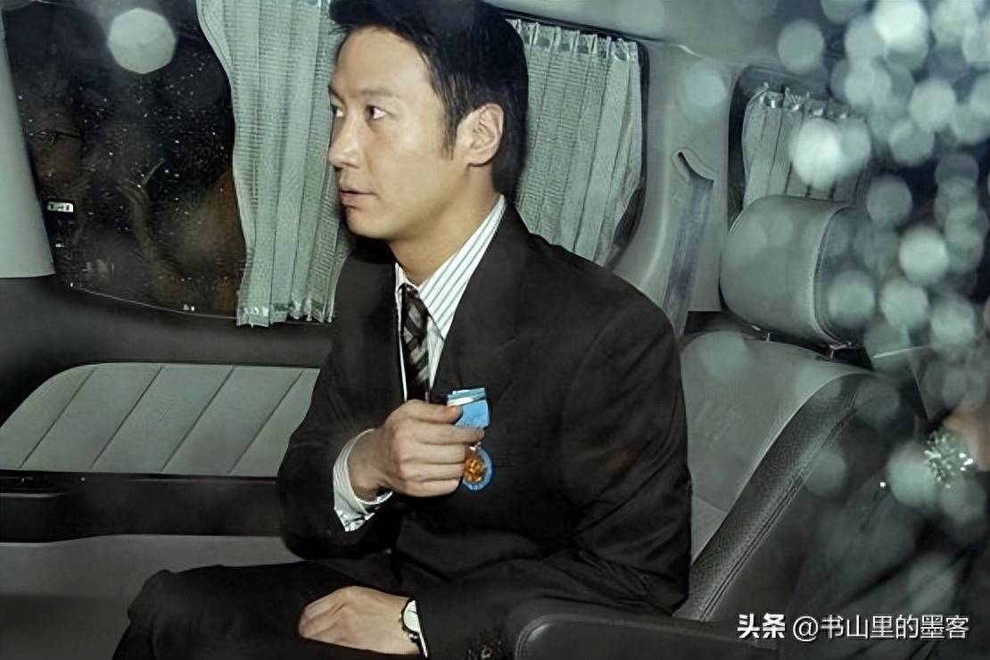 没想到8月还没结束,56岁的黎明,就以这样的方式让世界刮目相看_天王