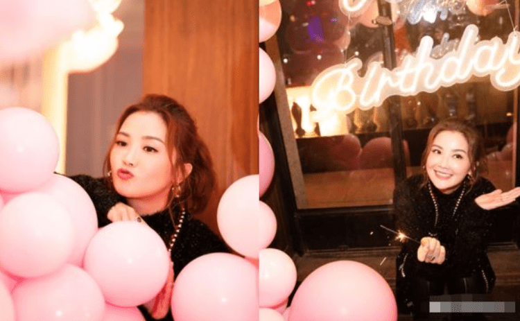 用粉红色气球做成的"粉红色深水"里,有时还会嘟起嘴,咧开嘴像公主一样