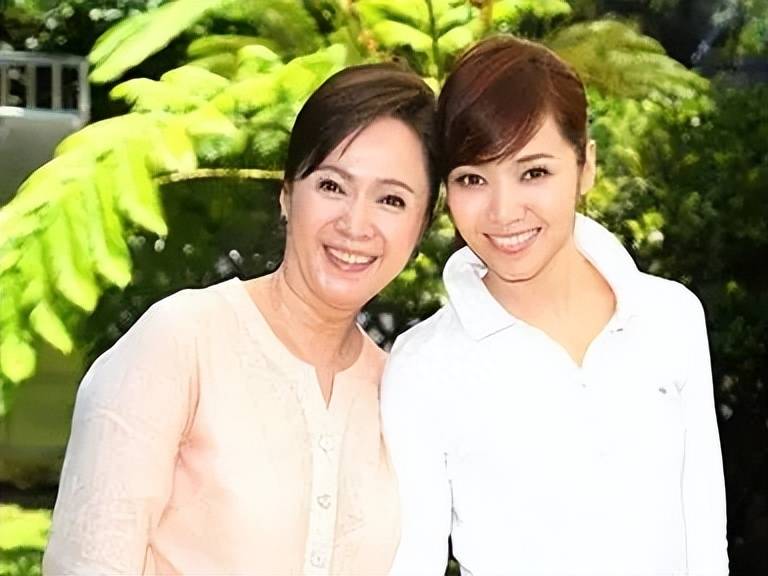 林月云这对母女,真不是一般的"坏"!_侯世宏_邱嘉雄_郭美纯