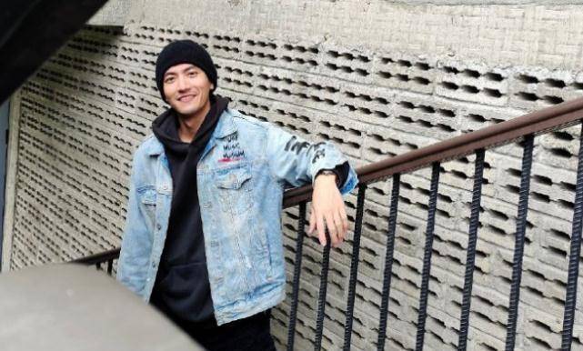 心动信号:陈延迪姚沐希换情头,悄悄秀恩爱太甜蜜,不要彭措了?