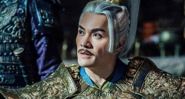 那就是大多网友都认为:吕良伟所扮演的袁绍做到了9成还原