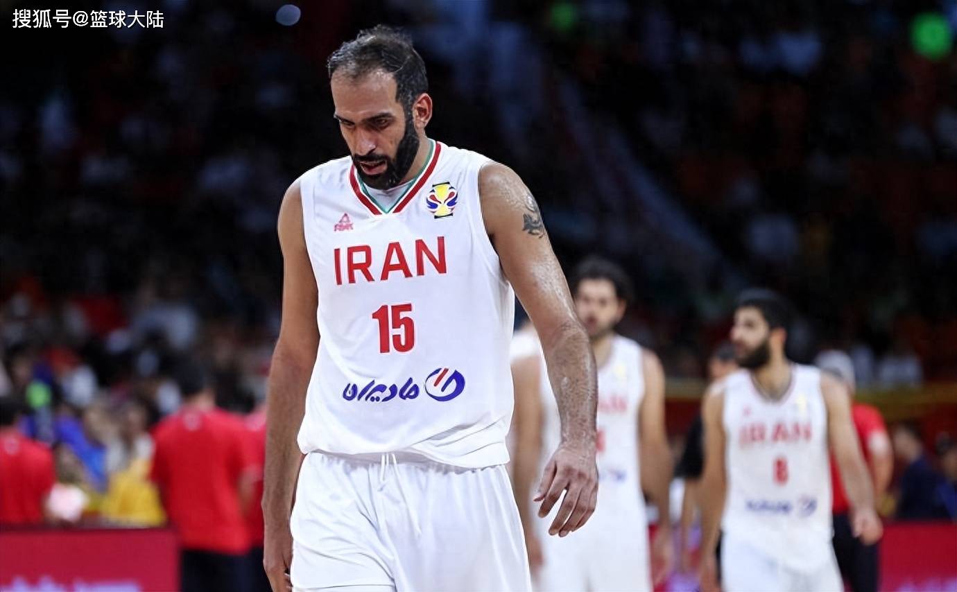 哈达迪可以说是亚洲仅次于姚明的超级中锋,他把伊朗男篮扛在肩上,出资