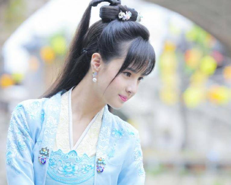 尚雯婕前合伙人确认被带走,被逼疯的蒋佳恩看到了吗?