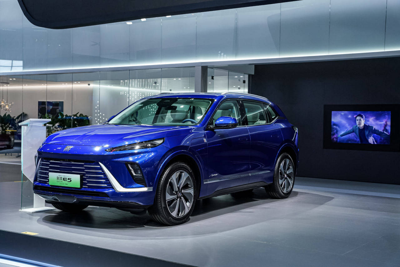 成都车展别克诠释"智电新生" 昂科拉plus乐活登场_搜狐汽车_搜狐网