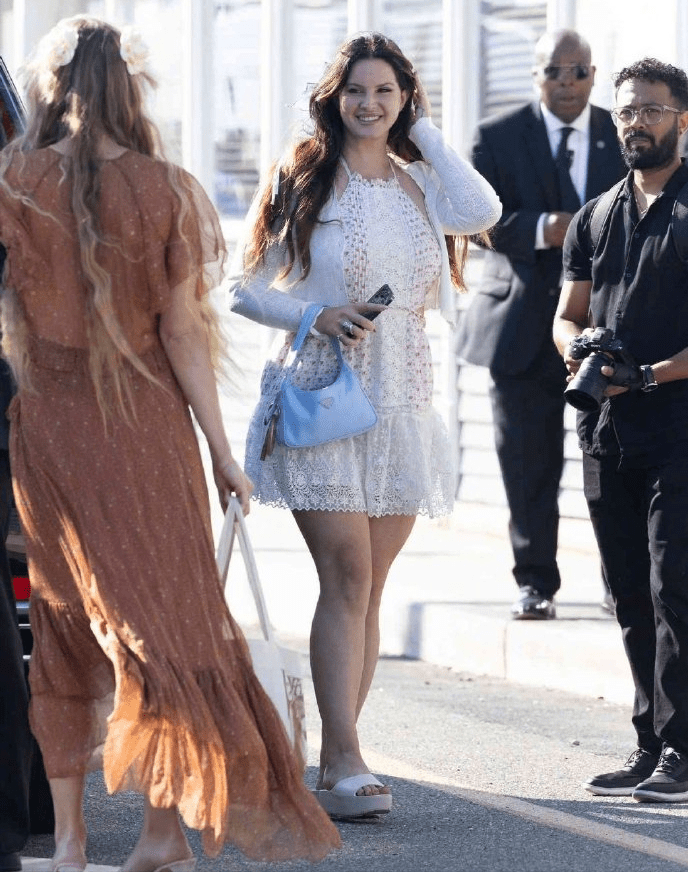 玛格丽特·库里与杰克·安东诺夫的梦幻婚礼:好莱坞的闪耀之夜_爱情