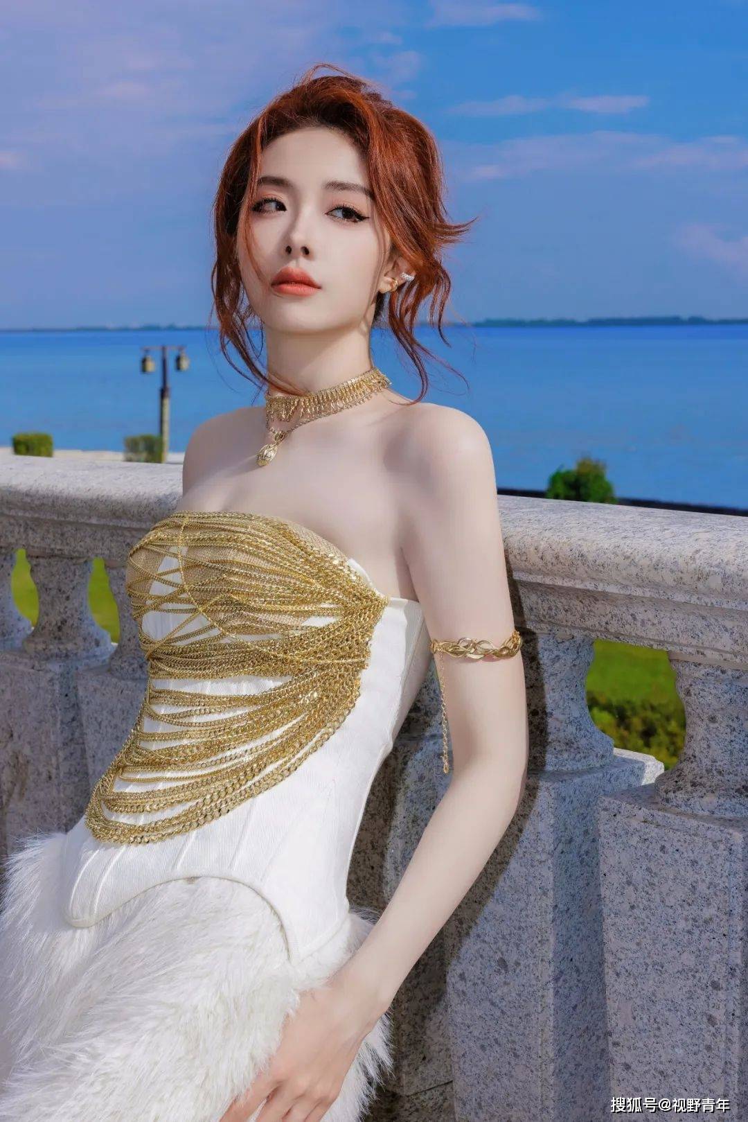 喻言_阳光_头发