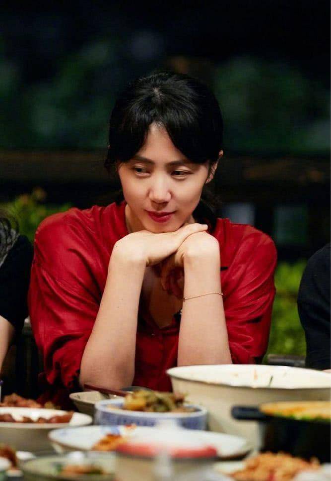 "洗脑选手"黄磊:先遭贾静雯发暧昧短信,后被妻子孙莉当众指控_刘若英