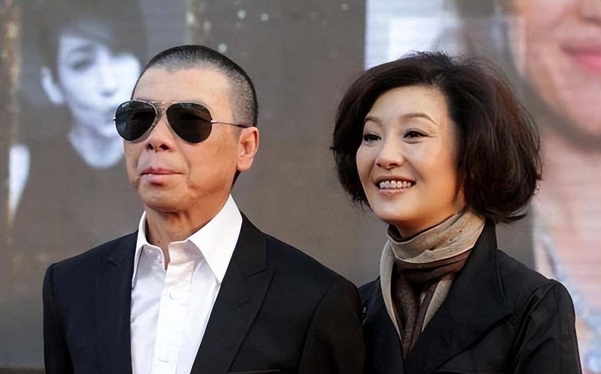 王志文的潇洒爱情:撵走徐帆,逃离许晴,女神收割机不是浪得虚名_母亲