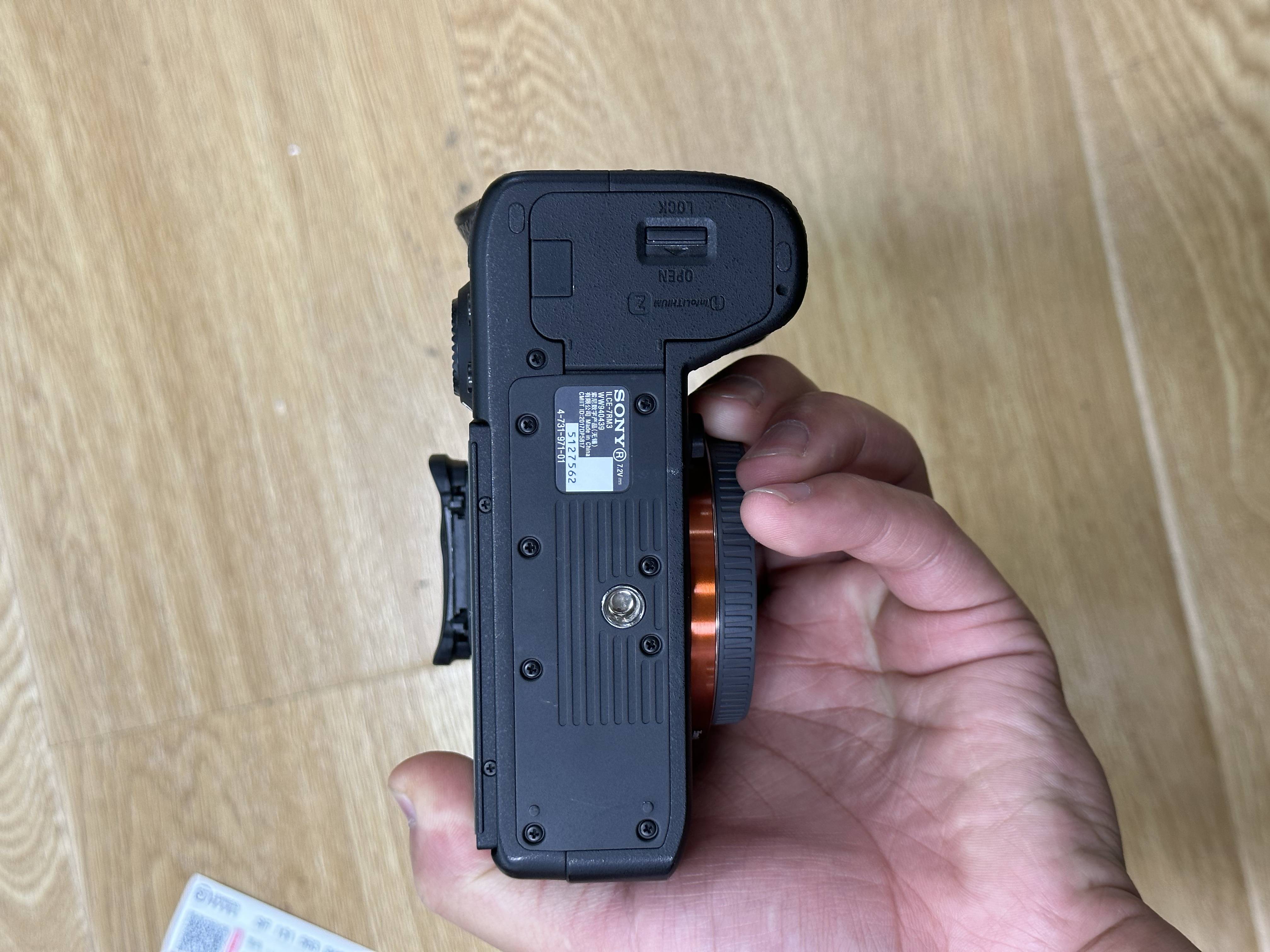 r3这块传感器,真是索尼永远滴神,不知道为啥不再出了,拍照明明很好啊.