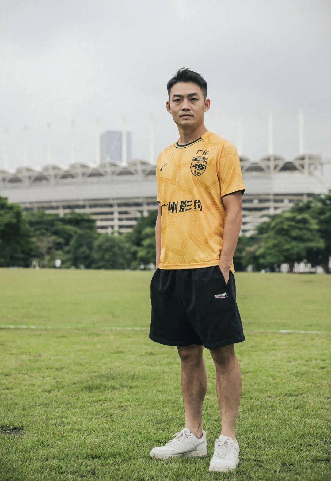广州影豹队长梁学铭:为家乡效力,哪怕踢中冠也值得_比赛_梅州_联赛