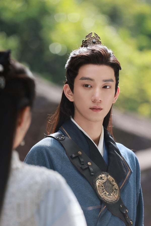 张凌赫被丞磊抢锋头,罗云熙没输邓为_云之羽_图片_来源