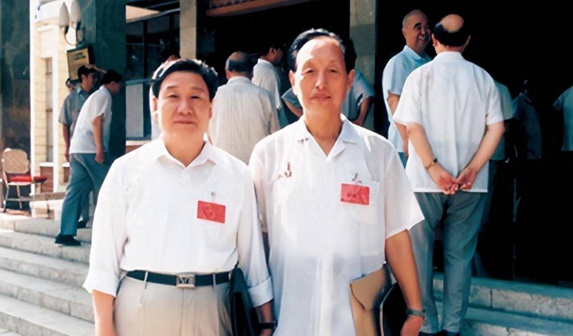 他20岁入党,历任泰安市委书记,山东省长,河南省委书记享年85!