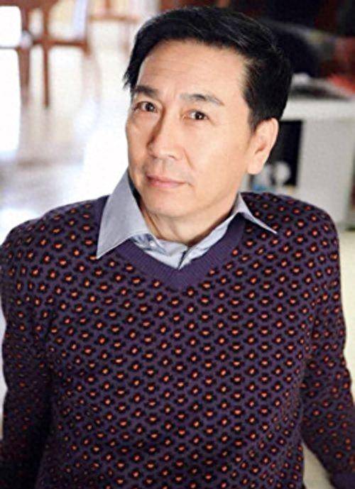 陈晓旭前夫毕彦君:成就"林妹妹"事业,家暴是谣言,从艺五十年_小时候