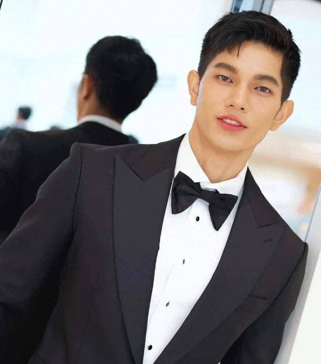 泰版"许光汉"夺国际先生国外站最佳身材奖!白色泳裤自信洋溢!