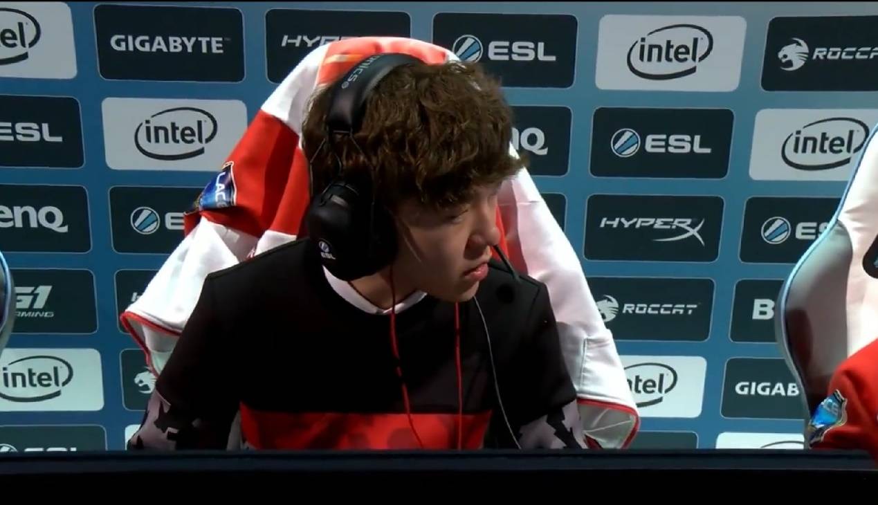 lpl五大渣男火了,小虎成功入选,we成倒霉蛋,两大韩援令人愤怒_选手