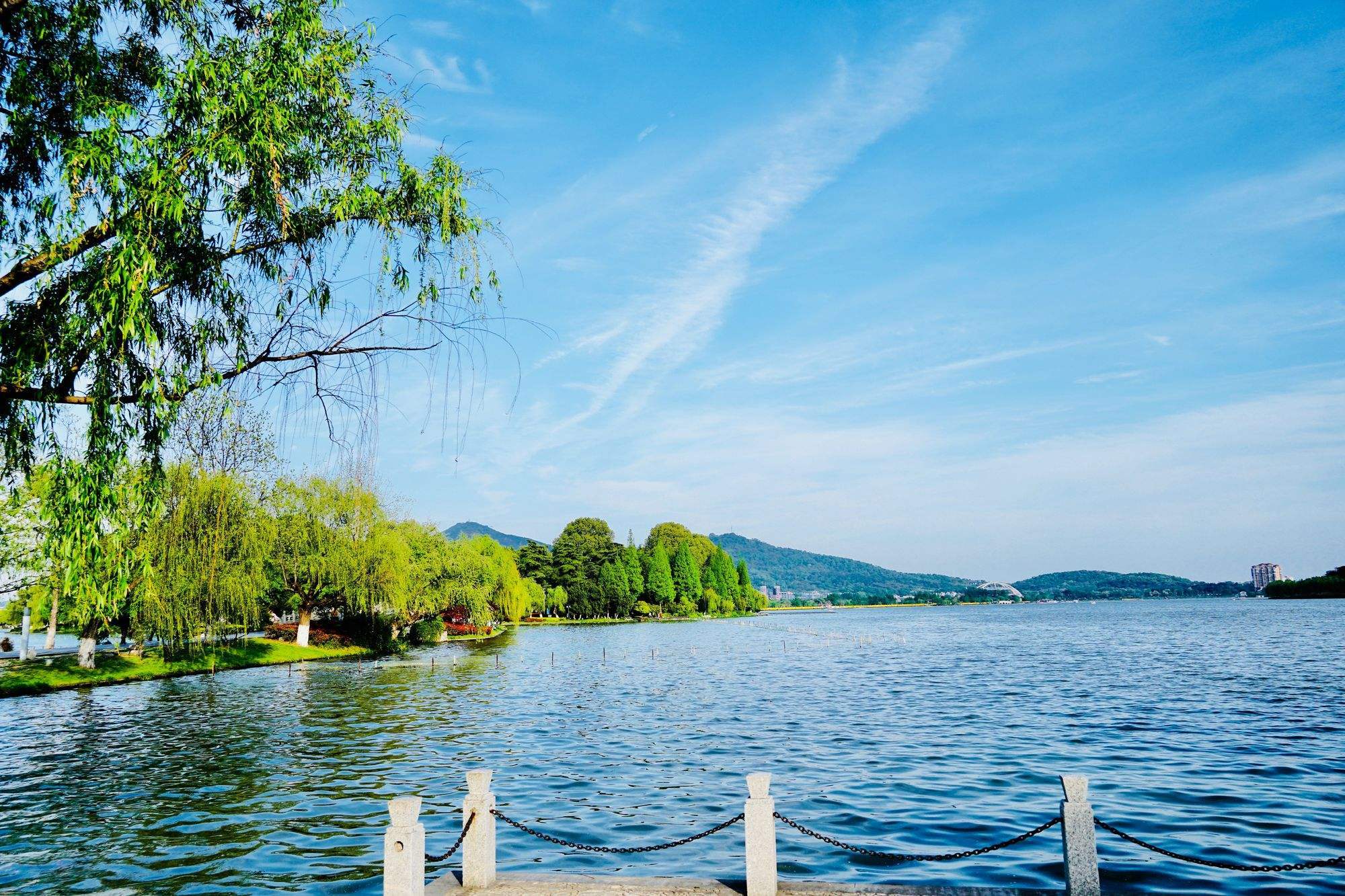 江苏南京玄武湖景区电子票分销系统:便捷,高效,省心_游客_运营_平台