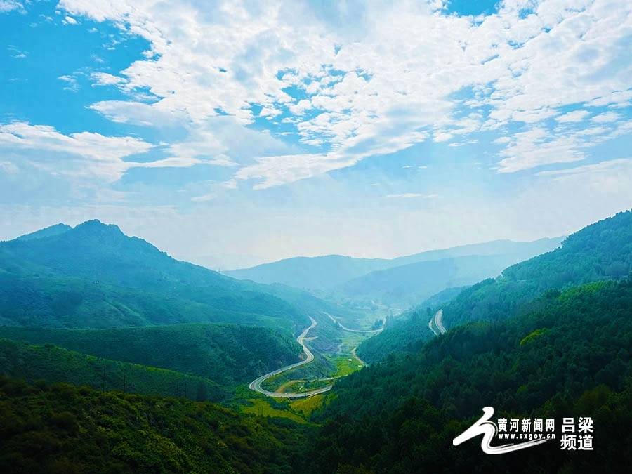 岚县:高山草甸饮马池_气候_魅力_梁燕