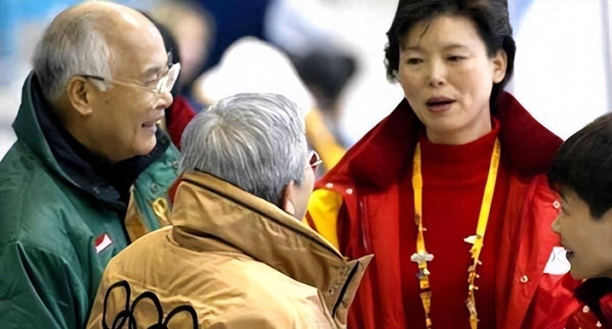 13年陈招娣葬礼上,袁伟民泪洒现场,郎平:来世我们一定还做队友_体育