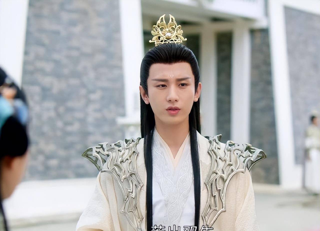 全程张不开嘴,台词硬挤,《南风知我意》男主带来 "教科书"式演技_成毅